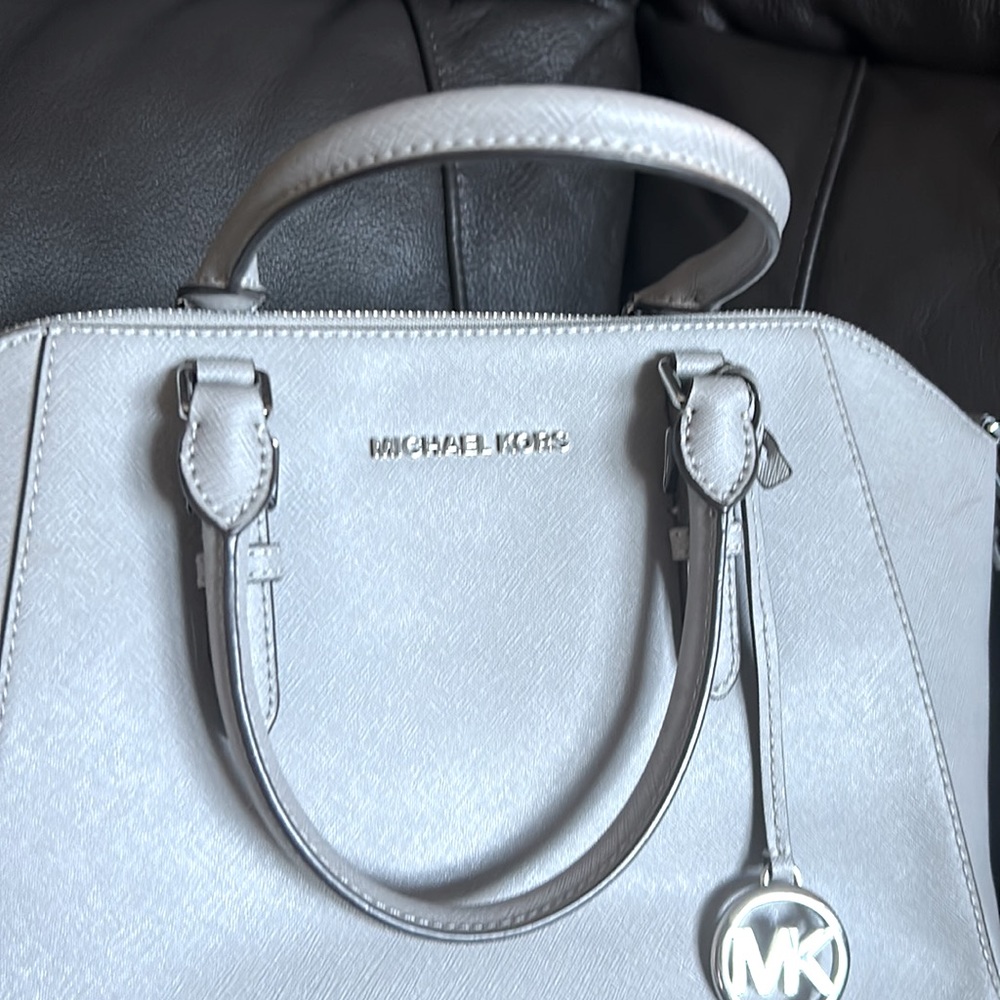 EUC Michael Kors Bowler Purse
